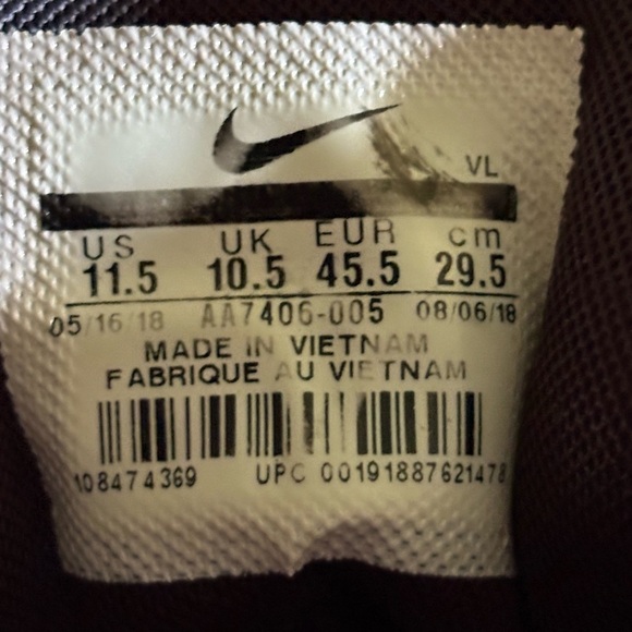 Pre-loved excellent
Nike Men's Black Running Shoes
MSRP 120 $ - Picture 8 of 8